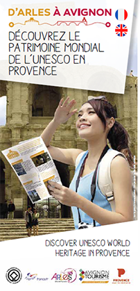 Une de la brochure d'Avignon à Arles